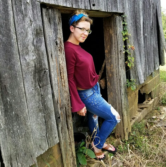 Meet your Posher, Rebecca - Picture 2 of 2